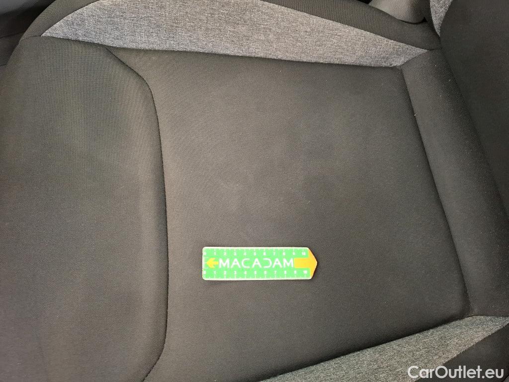  Skoda  Fabia SKODA  / 2021 / 5P / Berline 1.0 MPI 80 Active #13