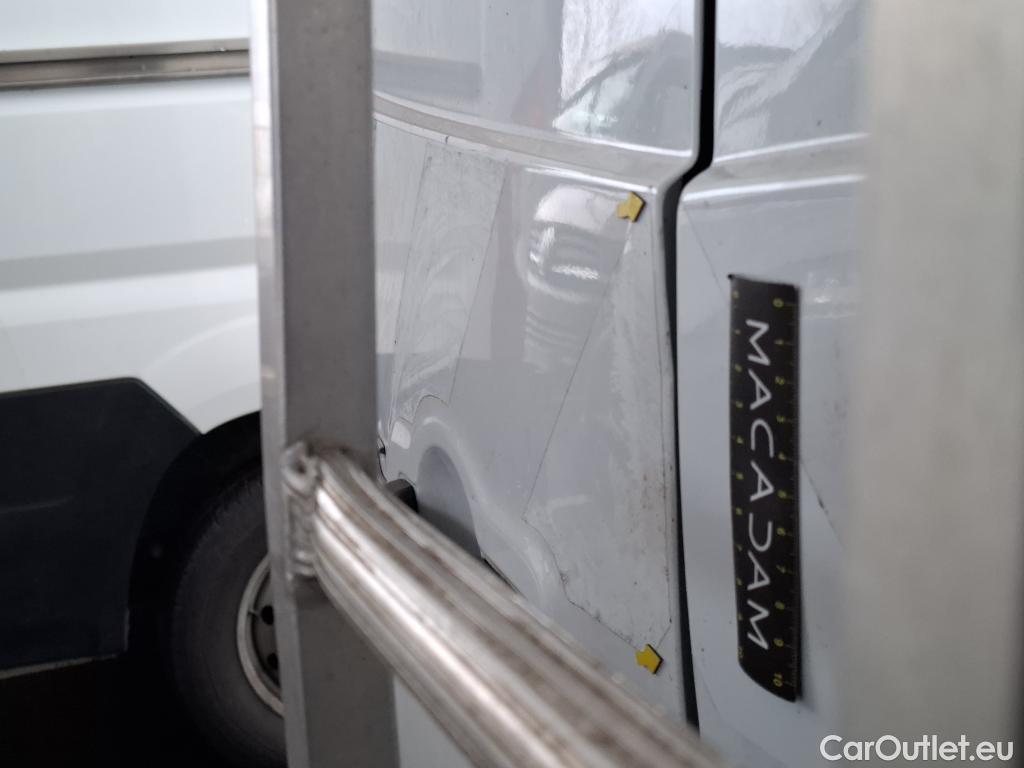  Renault  Trafic RENAULT  / 2019 / 4P / Fourgon tole FG GCF L1H1 1200 dCi 120 #23