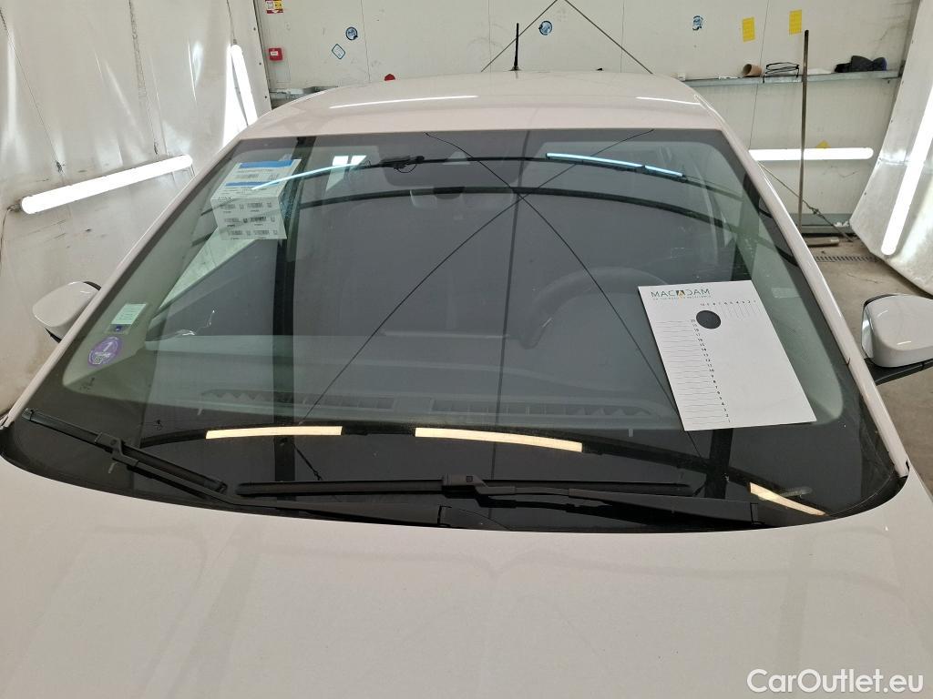  Skoda  Fabia SKODA  / 2021 / 5P / Berline 1.0 MPI 80 Active #1