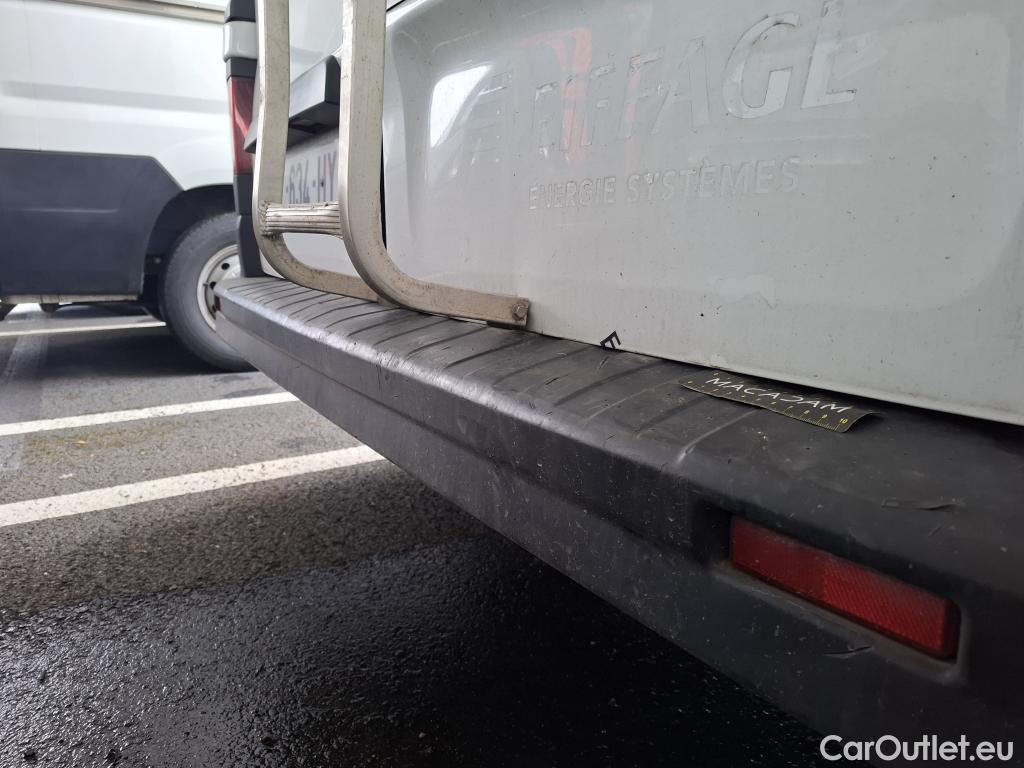  Renault  Trafic RENAULT  / 2019 / 4P / Fourgon tole FG GCF L1H1 1200 dCi 120 #32