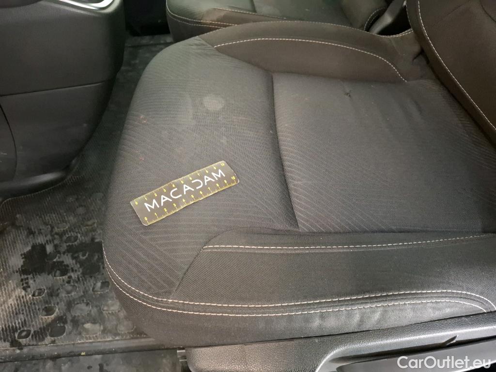  Renault  Trafic RENAULT  / 2019 / 4P / Fourgon tole FG GCF L1H1 1200 dCi 120 #49