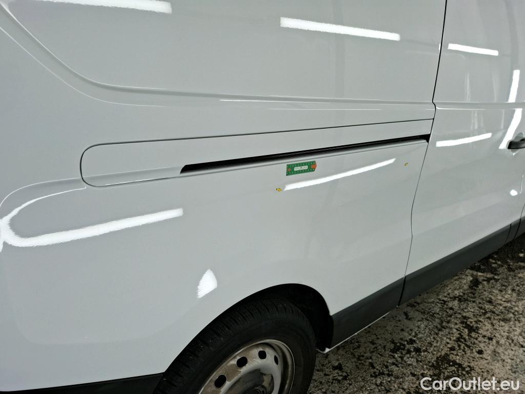  Renault  Trafic  III Fourgon L2H1 3T Grand Confort 2.0 dCi 130CV BVM6 E6d #1