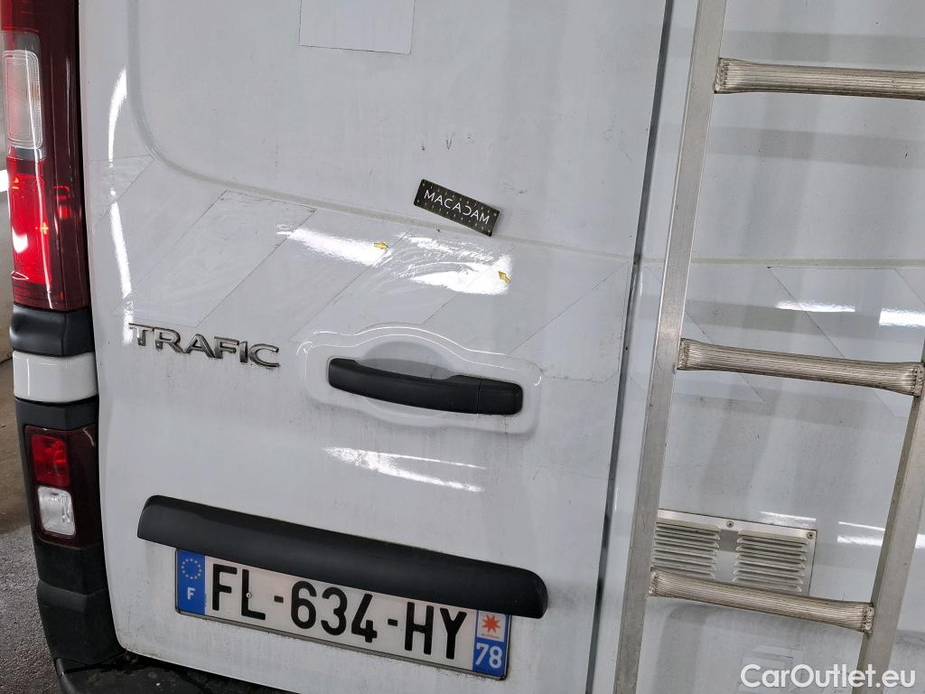  Renault  Trafic RENAULT  / 2019 / 4P / Fourgon tole FG GCF L1H1 1200 dCi 120 #20