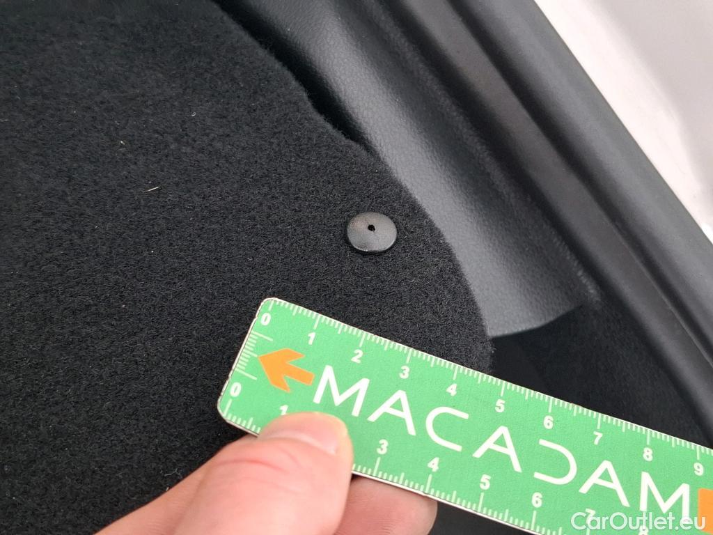  Skoda  Fabia SKODA  / 2021 / 5P / Berline 1.0 MPI 80 Active #10