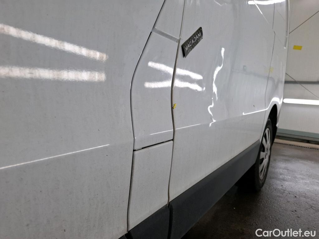  Renault  Trafic RENAULT  / 2019 / 4P / Fourgon tole FG GCF L1H1 1200 dCi 120 #6