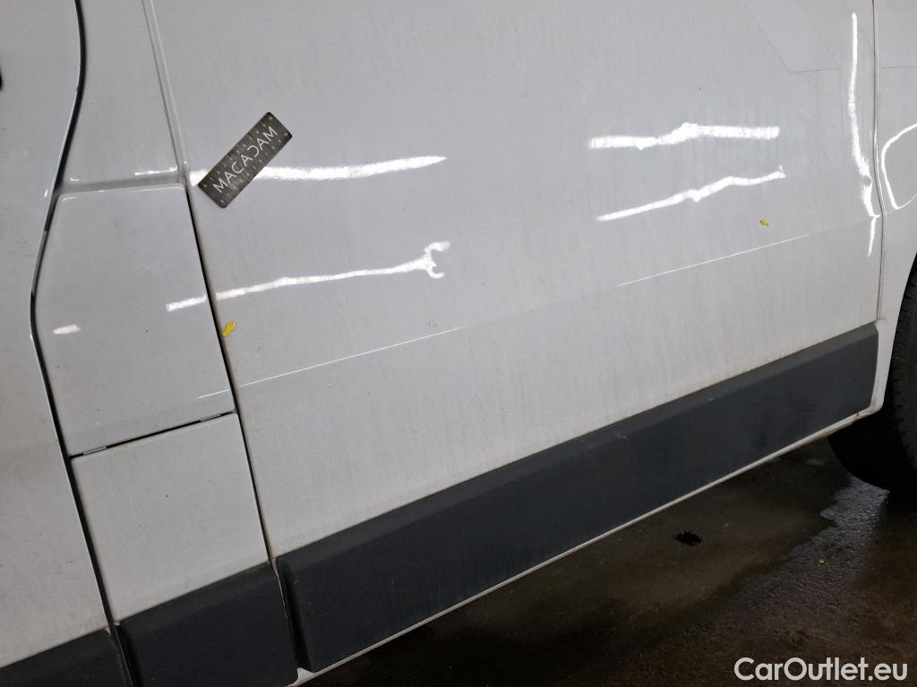  Renault  Trafic RENAULT  / 2019 / 4P / Fourgon tole FG GCF L1H1 1200 dCi 120 #9