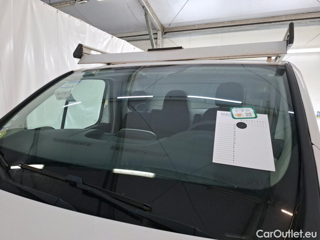  Renault  Trafic RENAULT  / 2019 / 4P / Fourgon tole FG GCF L1H1 1200 dCi 120 #45