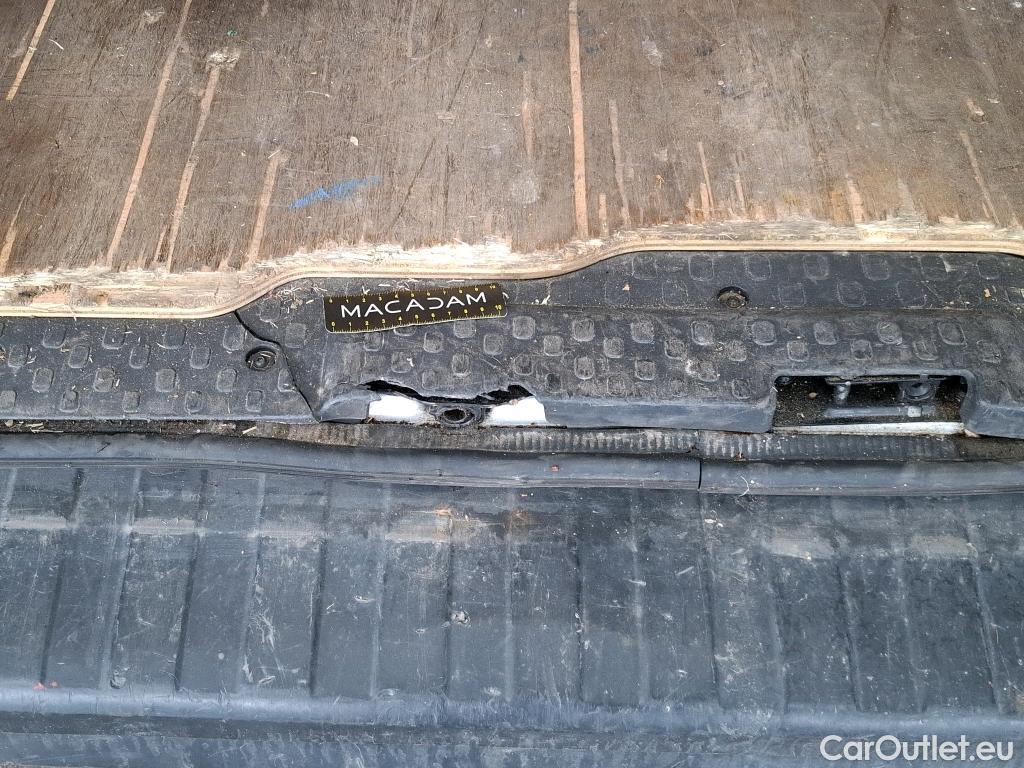  Renault  Trafic RENAULT  / 2019 / 4P / Fourgon tole FG GCF L1H1 1200 dCi 120 #44