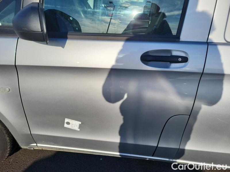  Mercedes  Vito  W639 (2010)  111CDI L KAWA 4d #5