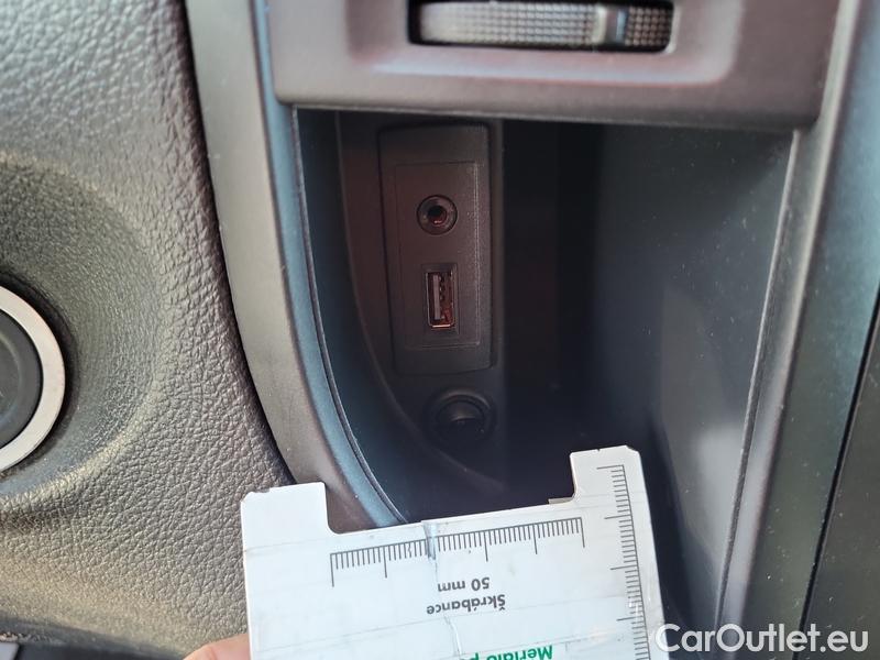  Mercedes  Vito  W639 (2010)  111CDI L KAWA 4d #18