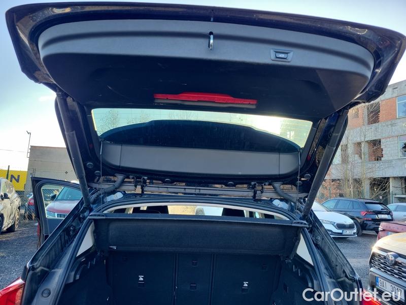  Bmw  X1  (2022)  xDrive30e AT 5d #9