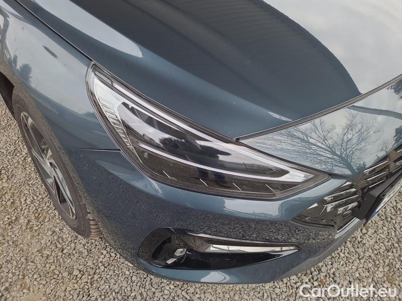  Hyundai  i30  (PD)(01.2017  ->)  kom.1.5TGDI FamilySmart AT #2