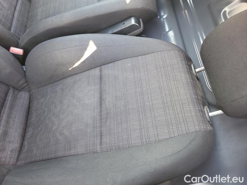  Mercedes  Vito  W639 (2010)  111CDI L KAWA 4d #10