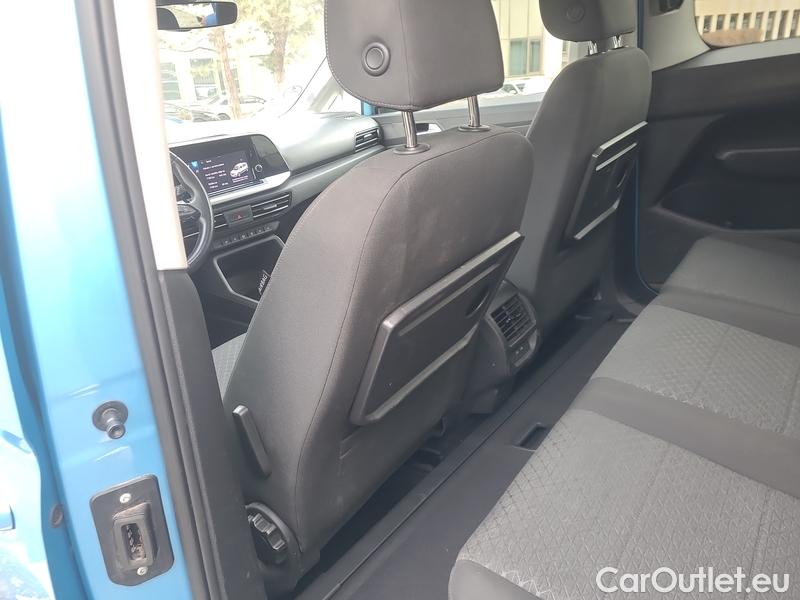  Ford  Tourneo Grand  Connect (CFJ) (2022) T.Conn 1.5EB 84 Titanium AT 5d #22