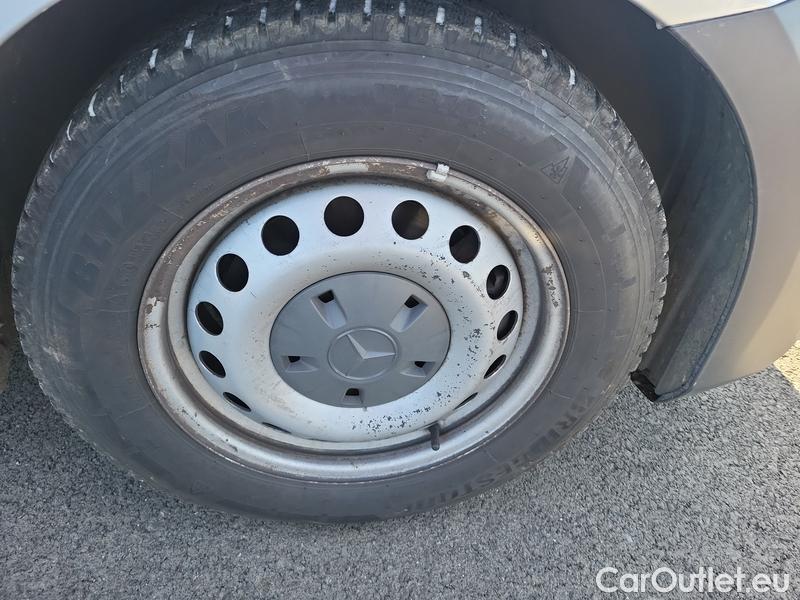  Mercedes  Vito  W639 (2010)  111CDI L KAWA 4d #17