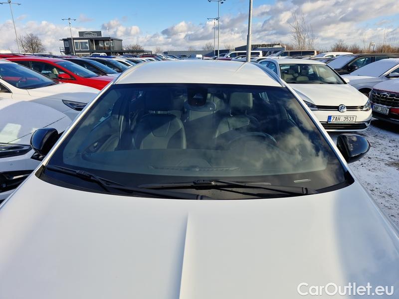  Opel  Insignia  Sports  Tourer (2017) Ins.ST 2.0CDTI 128 Elegance AT #1