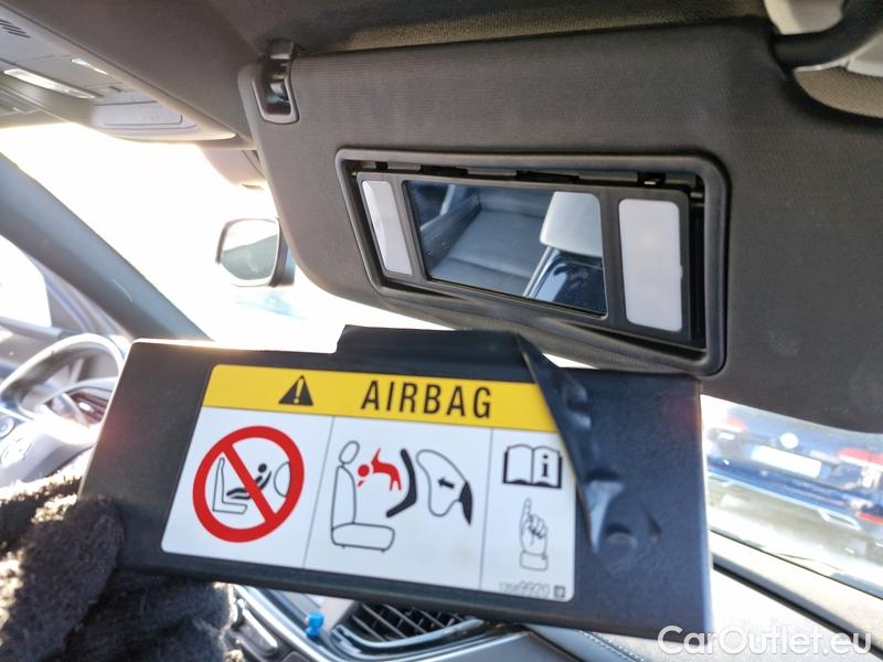  Opel  Insignia  Sports  Tourer (2017) Ins.ST 2.0CDTI 128 Elegance AT #14