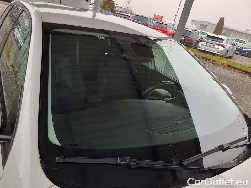  Peugeot  308  II (2013)  SW 1.2 110 Active #8