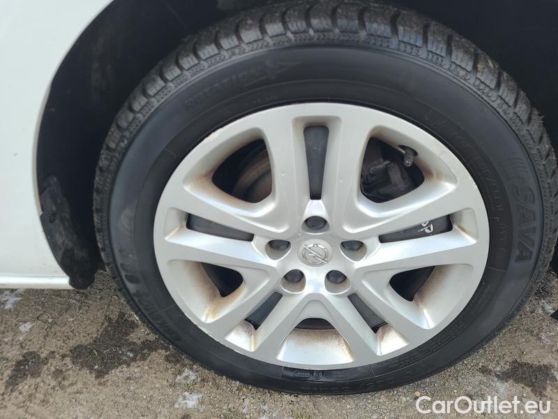  Opel  Astra  K Sports Tourer (2015) ST 1.5CDTi 77 Edition 5d #30