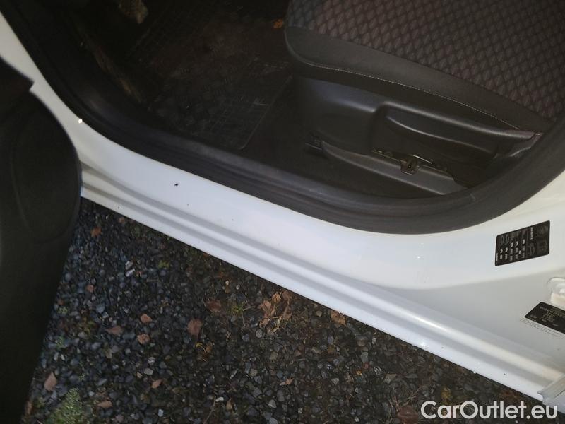  Opel  Astra  K Sports Tourer (2015) ST 1.5CDTi 77 Edition 5d #14