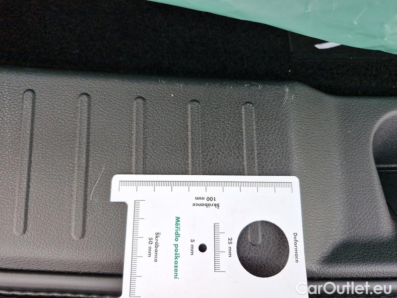  Nissan  Juke  (2019)  1.6HEV 143 N-Sport AT #6