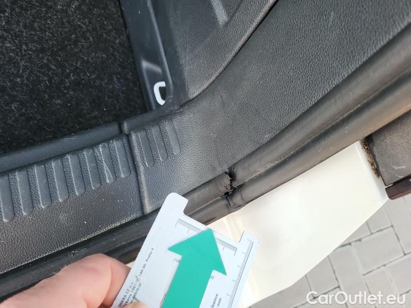  Skoda  Fabia  Combi (2015) Com.1.0TSI 70 Ambition 5d #12