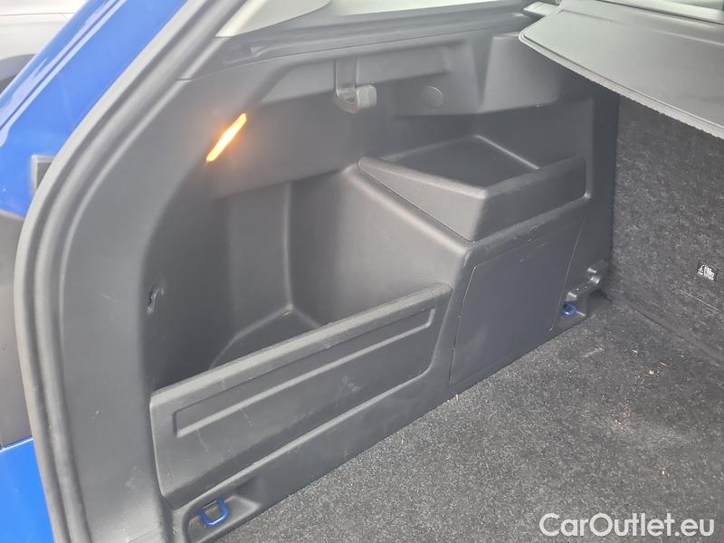  Skoda  Fabia  Combi (2015) Com.1.0TSI 70 Ambition 5d #12