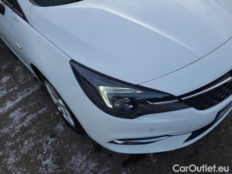  Opel  Astra  K Sports Tourer (2015) ST 1.5CDTi 77 Edition 5d #17