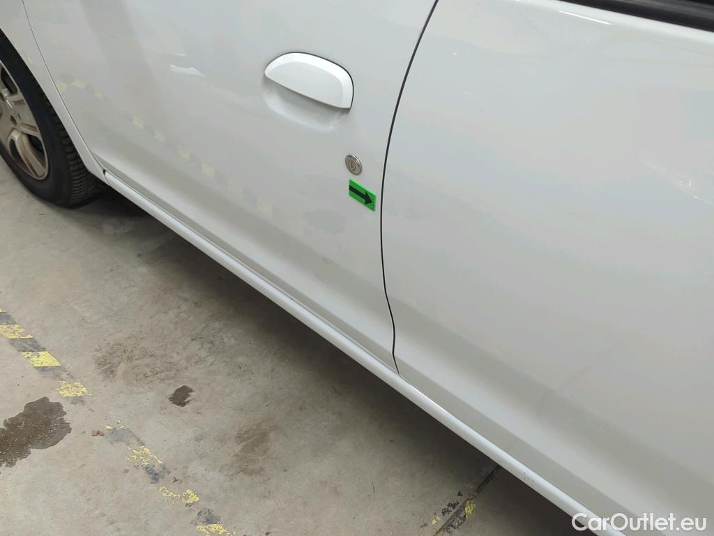  Dacia  Logan 0.9 TCe 90CP Laureate_Groupama #19