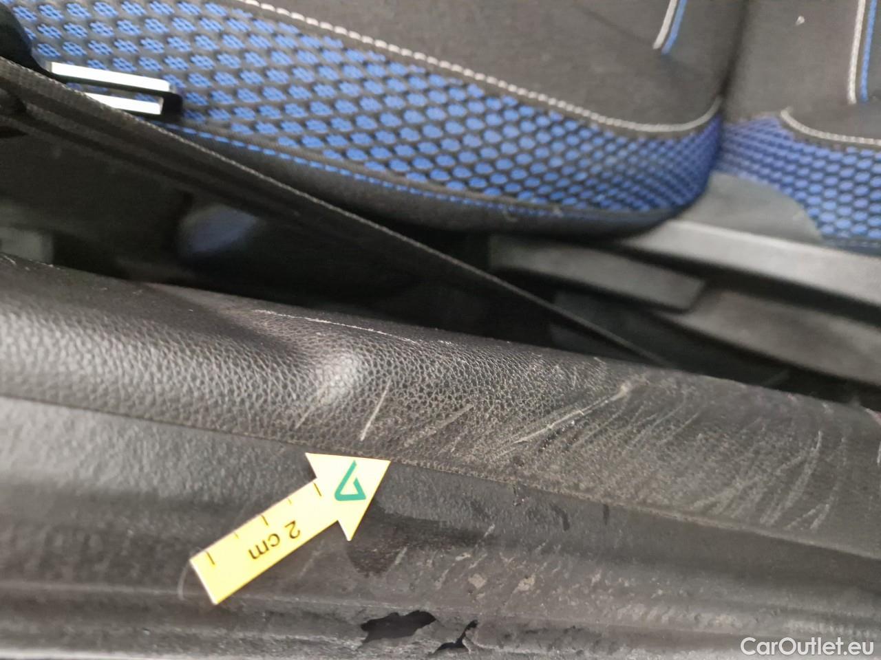  Dacia  Duster 1.5 Blue dCi 115CP BlueLine 4WD #77