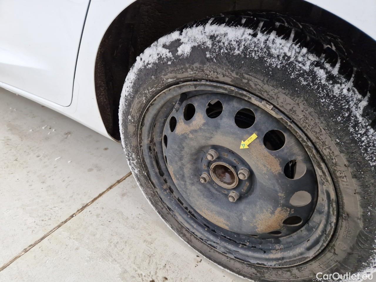  Ford  Fiesta 1.5 TDCi 85CP Trend Connected #34