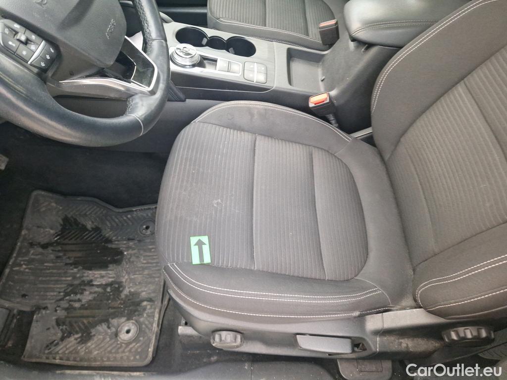  Ford  Kuga 2.0 EcoBlue 190CP Titanium A8 AWD #37