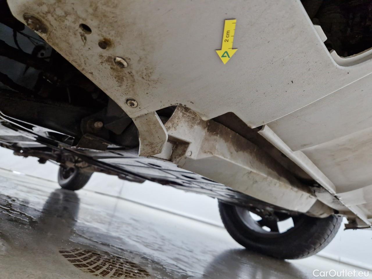  Dacia  Duster 1.5 Blue dCi 115CP BlueLine 4WD #21