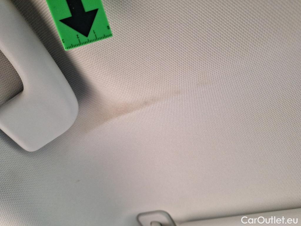  Ford  Kuga 2.0 EcoBlue 190CP Titanium A8 AWD #32