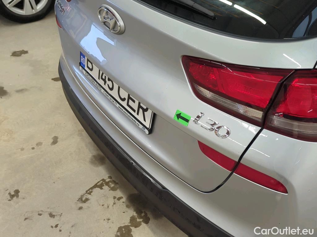  Hyundai  i30 1.5 110CP Comfort #7