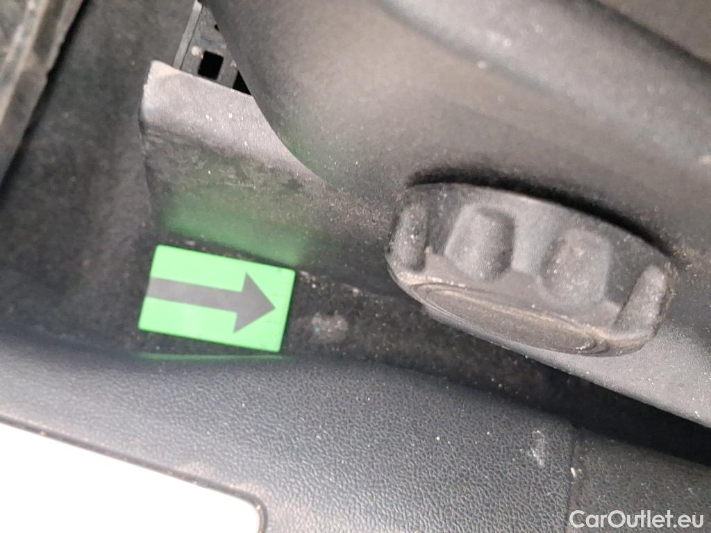  Ford  Kuga 2.0 EcoBlue 190CP Titanium A8 AWD #2