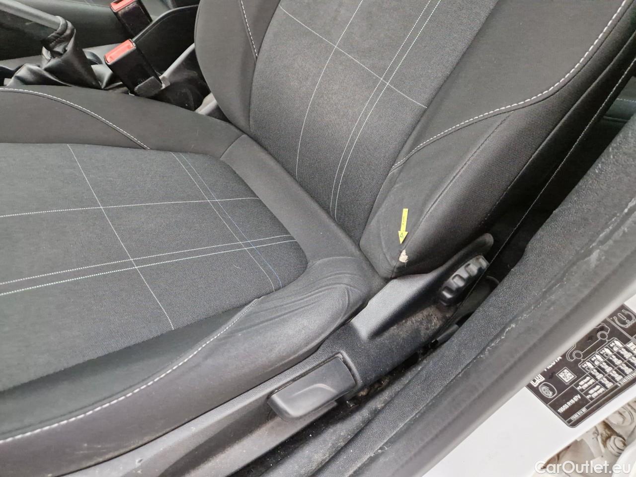  Ford  Fiesta 1.5 TDCi 85CP Trend Connected #45