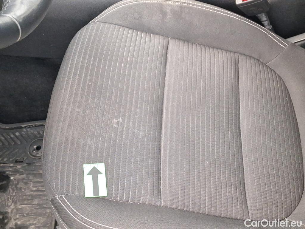  Ford  Kuga 2.0 EcoBlue 190CP Titanium A8 AWD #38