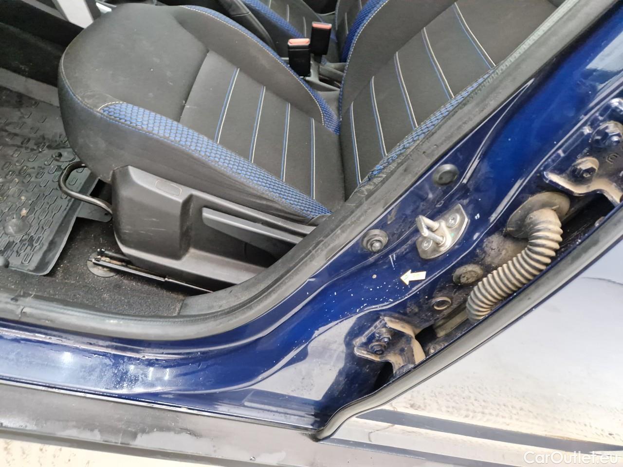  Dacia  Duster 1.5 Blue dCi 115CP BlueLine 4WD #3