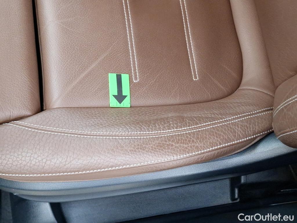  Mercedes  GLA  200 4MATIC #4