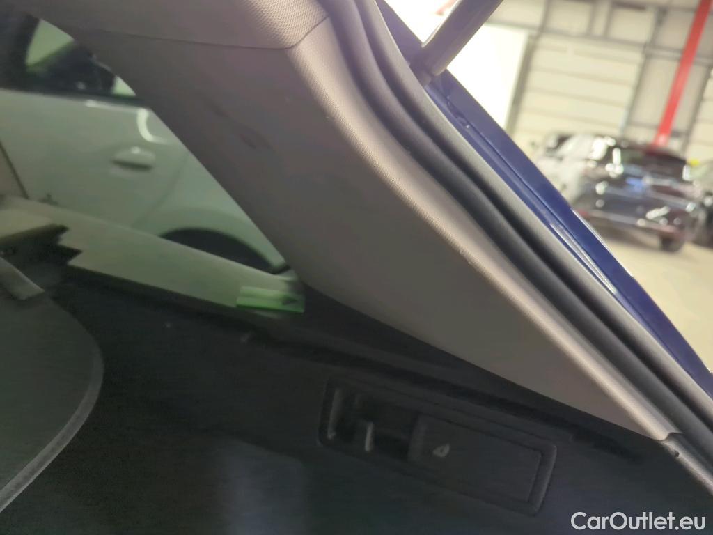  Volkswagen  Golf  2.0 TDI 116HP DSG Life Variant #48