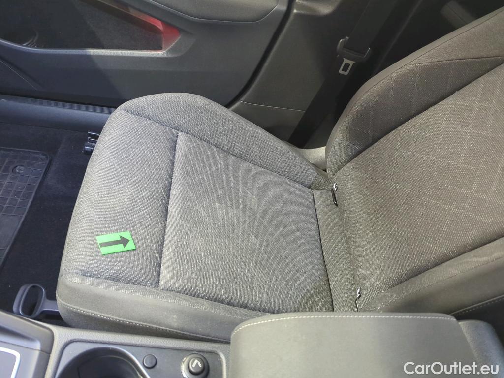  Volkswagen  Golf  2.0 TDI 116HP DSG Life Variant #37