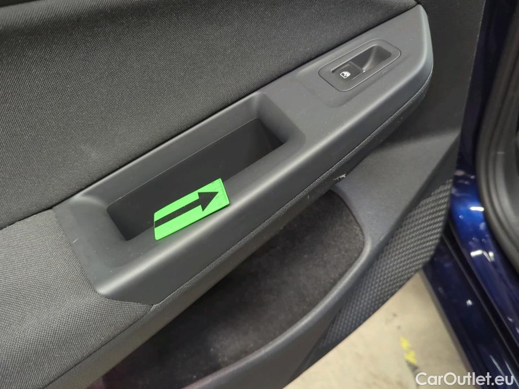  Volkswagen  Golf  2.0 TDI 116HP DSG Life Variant #50