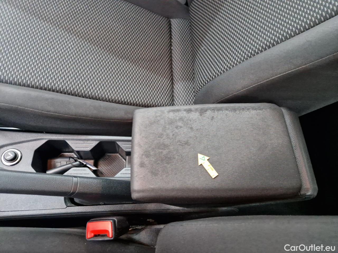  Volkswagen  Polo 1.0 80CP Trendline #34