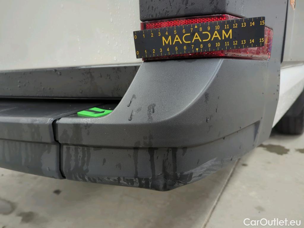  Volkswagen  Crafter 3.5 L5H3 FWD 130kW #22