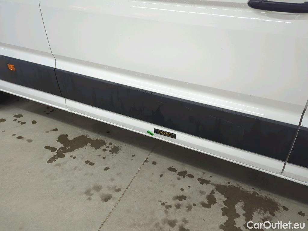  Volkswagen  Crafter 3.5 L5H3 FWD 130kW #31