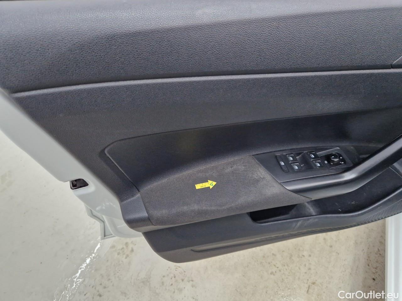  Volkswagen  Polo 1.0 80CP Trendline #29