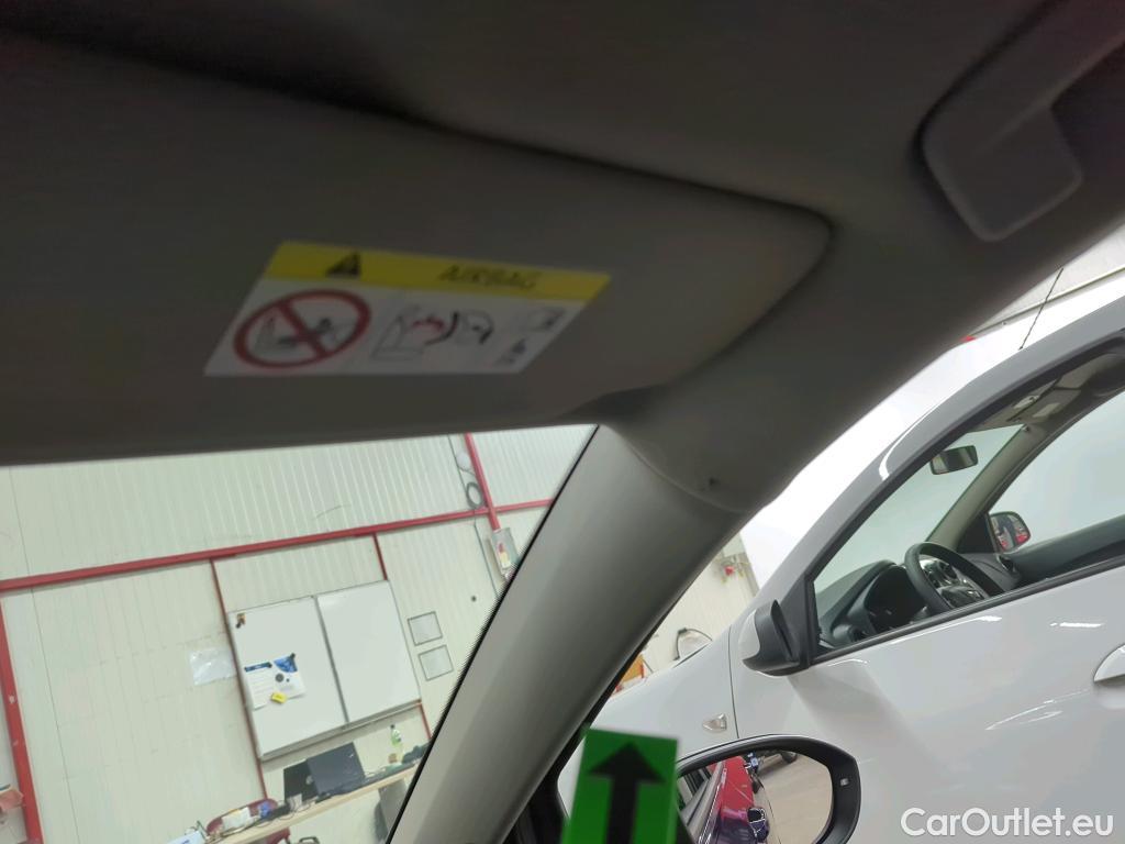  Volkswagen  Golf  2.0 TDI 116HP DSG Life Variant #5