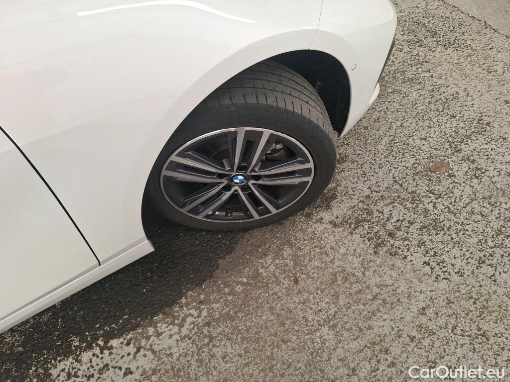  Bmw  Serie 1 BMW Série 1 / 2019 / 5P / Berline 116i DKG7 Business Design #14