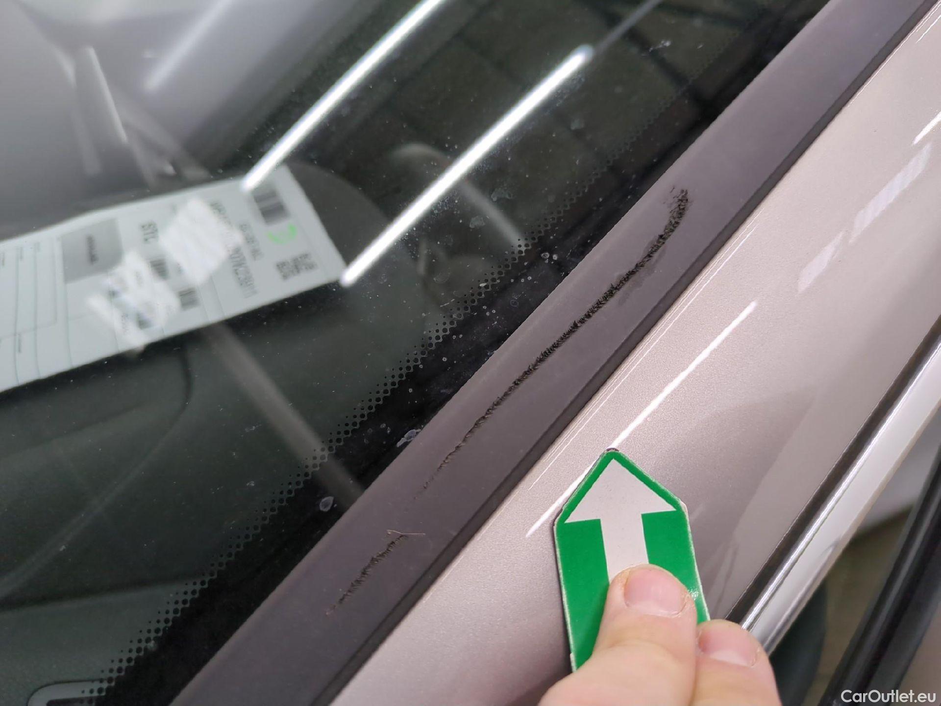  Bmw  Serie 2 BMW  Active Tourer / 2018 / 5P / monospace 218d Business Design #23